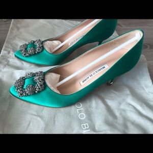 NEW Manolo Blahnik Hangisi 70mm